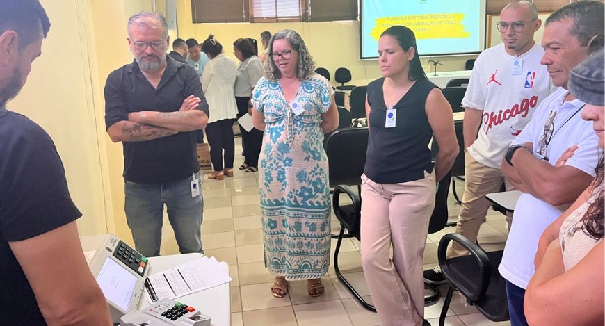 Treinamento direcionado aos mesários da 77ª Zona Eleitoral de João Pessoa abordou procedimentos ...