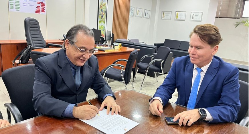 #PraTodosVerem: Na fotografia aparece