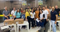 #PraTodosVerem: Na fotografia aparecem posando em pé, os participantes do treinamento de ALVTs d...