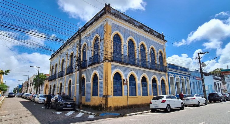 Casarão dos Azulejos vai abrigar Museu da Justiça Eleitoral da Paraíba #PraTodosVerem: Na fotografia aparece o prédio Casarão dos Azulejos localizado no Centro Históri...