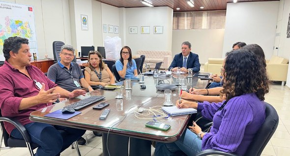 A nova sinalização vai transformar o aspecto visual do prédio e, depois, será implantada em fóru...