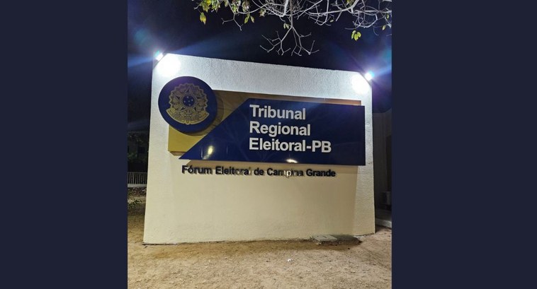 #PraTodosVerem: Na fotografia aparece uma identidade visual com o símbolo da Justiça Eleitoral, ...