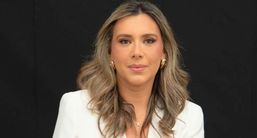 #PraTodosVerem: Na fotografia aparece a advogada Giovanna Mayer em close