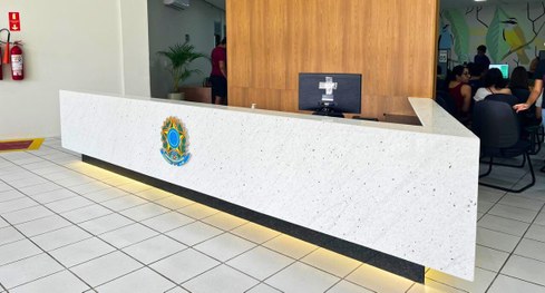 #PraTodosVerem: Varias pessoas reunidas e uma solenidade de inauguração.