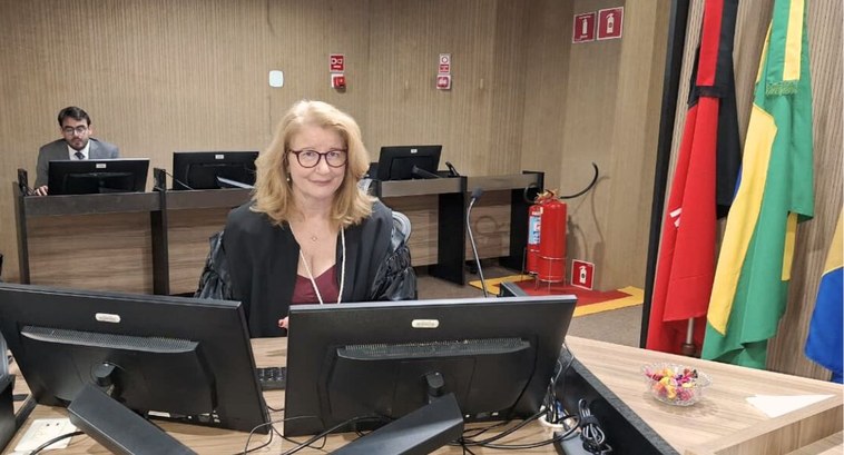 Juíza federal Helena Fialho é a nova Ouvidora da Mulher do TRE-PB A escolha ocorreu na 77ª Sessão Ordinária, durante a pauta administrativa desta quinta-feira (13).