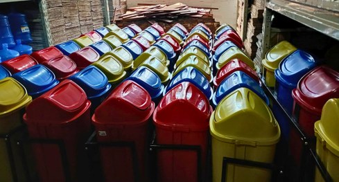 #PraTodosVerem: Fotomontagem com diversas fotos de mobiliários que serão entregues às Zonas Elei...