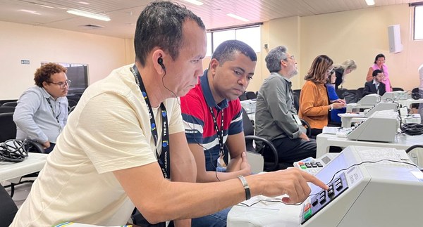 Novos servidores recebem treinamento para atuar como multiplicadores de mesários