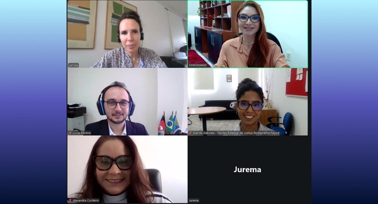 Reunião define preparativos para Encontro Internacional de Justiça Restaurativa #PraTodosVerem: Na imagem aparece a captura de tela de uma reunião online em que participam seis...