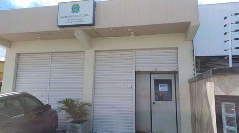 #PraTodosVerem: Na fotografia aparece a sede de um CARTÓRIO ELEITORAL.
