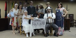 Grupo Cenário Eleitoral participa de sarau poético