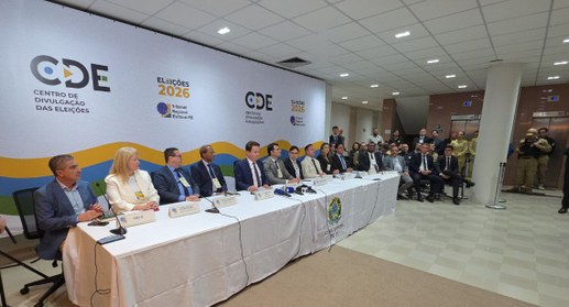 Em cumprimento à determinação do STF, horário de votação foi estendido até as 19h, alterando o e...
