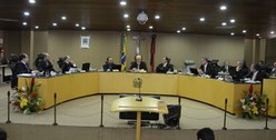 Corte Eleitoral da Paraíba em sessão ordinária de julgamento.