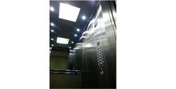 TRE-PB instala novo elevador.