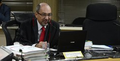 Rudival Gama recebe homenagem da Corte Eleitoral 
