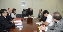 O Presidente do TRE-PB, desembargador Marcos Cavalcanti de Albuquerque, assinou escritura de ter...