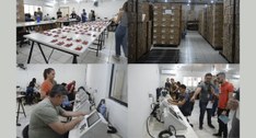 Painel retangular formando mosaico com quatro fotos de um ambiente de trabalho.