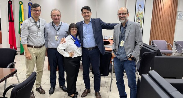 TRE-PB realiza campanha “Meias Coloridas pela Inclusão” em alusão ao Dia da Síndrome de Down_4 foto