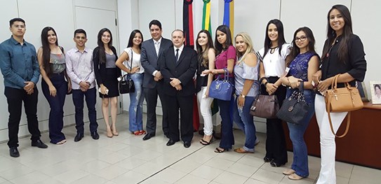 TRE-PB recebe visita de alunos do curso de direito das faculdades Integradas de Patos/PB