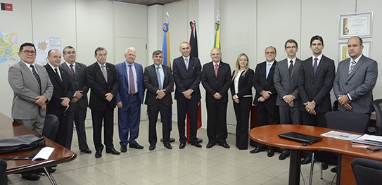 TRE-PB recebe visita de desembargadores do TJRN 