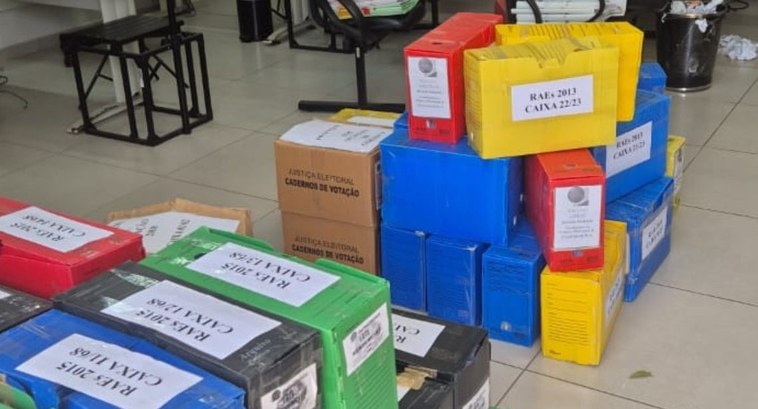 TRE-PB recolhe 472 caixas de documentos da Zona Eleitoral de Jacaraú Já foram recolhidos os documentos nas Zonas Eleitorais de Mamanguape e Jacaraú. Nesta quarta-fei...