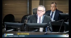 TRE-PB registro do juiz Ferreira Júnior Em primeiro plano, o juiz José Ferreira Ramos Júnior, em sessão de julgamento do Tribunal Region...