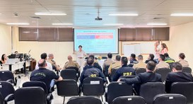 Encontro orientou órgãos sobre fiscalização de rua e representantes partidários sobre condutas p...
