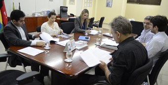 Primeira reunião da Comissão para Elaboração do Relatório de Gestão do TRE-PB, composta por Igor...