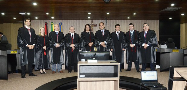 TRE-PB se despede do Juiz Federal Emiliano Zapata
