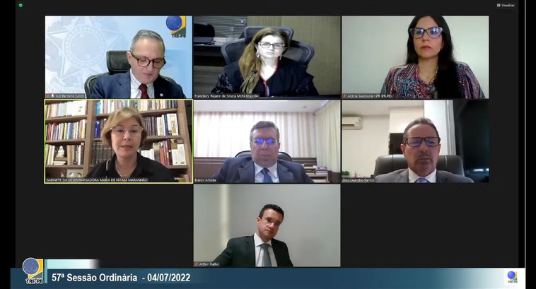 TRE-PB sessão de julgamento Monte Horebe #ParaTodosVerem: Mosaico fotográfico da transmissão da sessão de julgamento da Corte Eleitoral d...