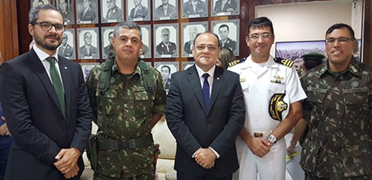 TRE da Paraíba participa de solenidade do Exército Brasileiro 