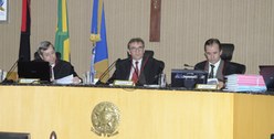 Corte aprova voto de pesar pelo falecimento de Vamberto Costa