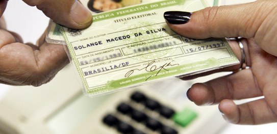 TRE-PB título eleitoral Eleitor que não votou nos últimos pleitos tem poucos dias para regularizar situação