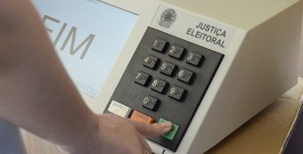 TRE-PB Urna Eletrônica a TRE-PB Urna Eletrônica
