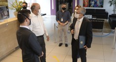 #PraCegoVer: Visita institucional do TRE-PB à TV Cabo branco.