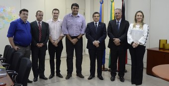 Presidente do TRE-PB recebe visita do prefeito de Sousa