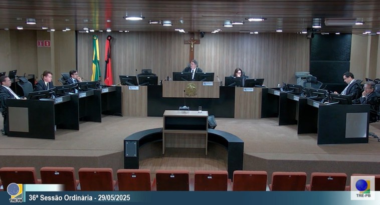 tre-pb_TRE-PB aprova voto de profundo pesar #ParaTodosVerem: Frame do vídeo da Sessão Ordinária do TRE-PB em que aparece a Corte Eleitoral r...