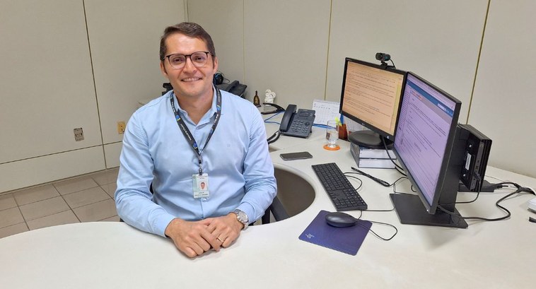 #PraTodosVerem: Na fotografia aparece o Secretário de Gestão de Pessoas do TRE-PB, Océlio Mendes...
