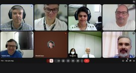 #PraTodosVerem: Na imagem aparece a captura de tela de uma reunião online com nove participantes.
